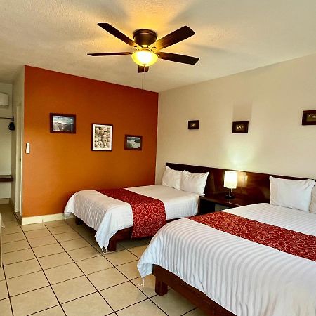 Hotel Los Caracoles Guerrero Negro المظهر الخارجي الصورة